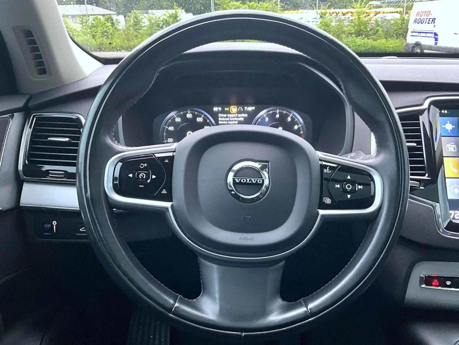 Used 2021 Silver Volvo T5 Momentum image 12