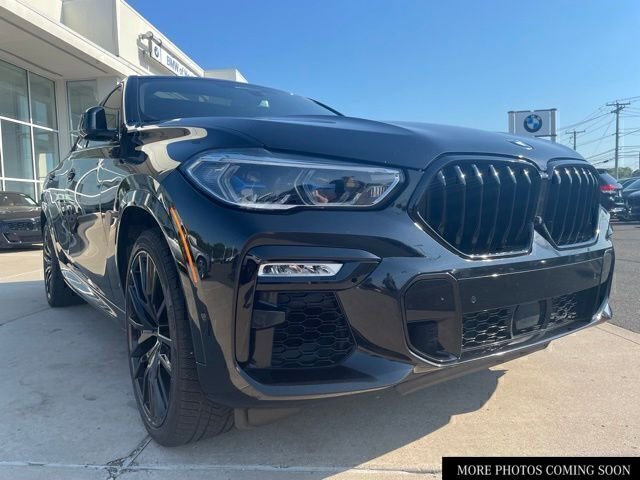 2020 BMW X6 M50i's photo