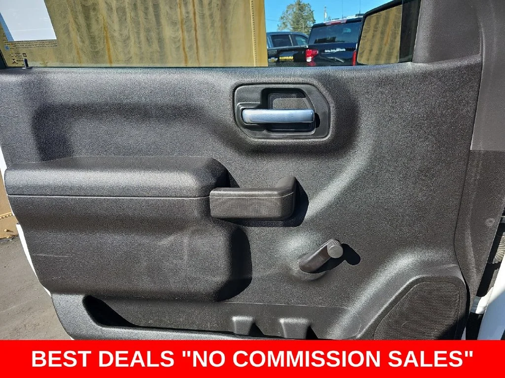 Used 2020 White Chevrolet WT image 26
