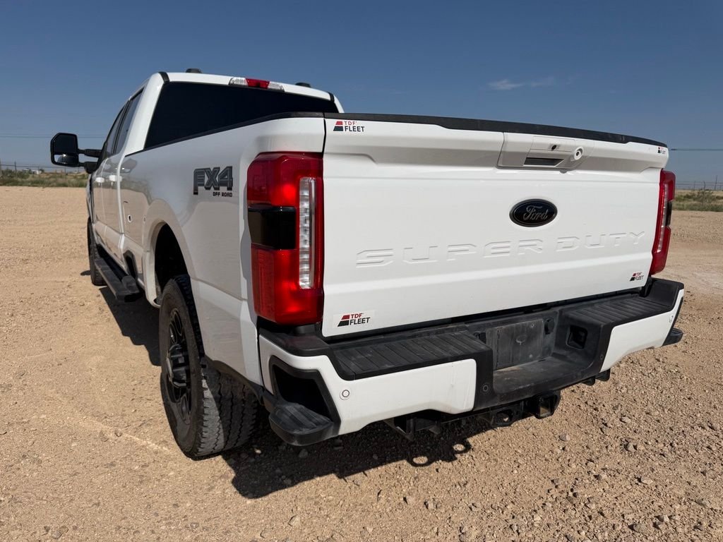 Used 2025 Oxford White Ford XLT image 12