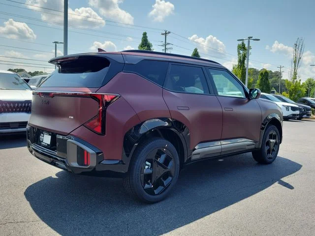 New 2027 Magma Red Matte Kia X-Line S image 4
