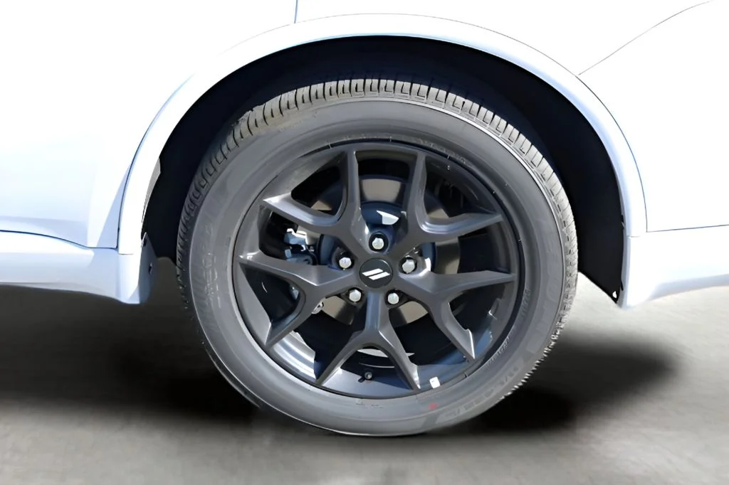Used 2026 White Dodge GT Plus HEMI V8 image 9