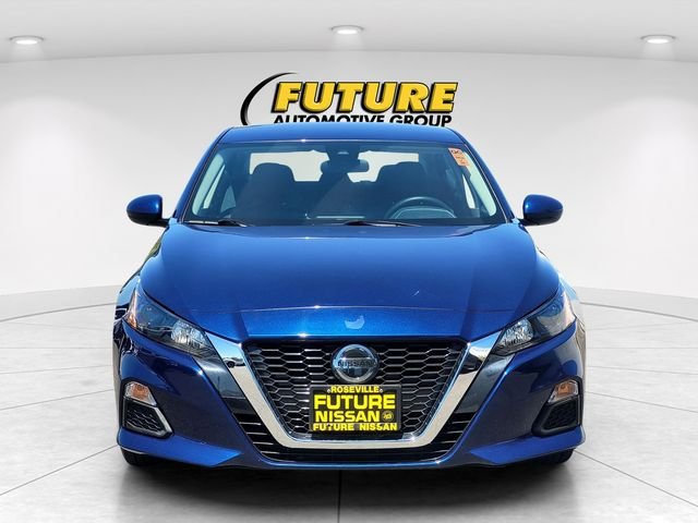 Used 2022 Blue Nissan 2.5 S image 2