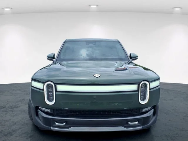 Used 2023 Green Rivian Adventure image 4