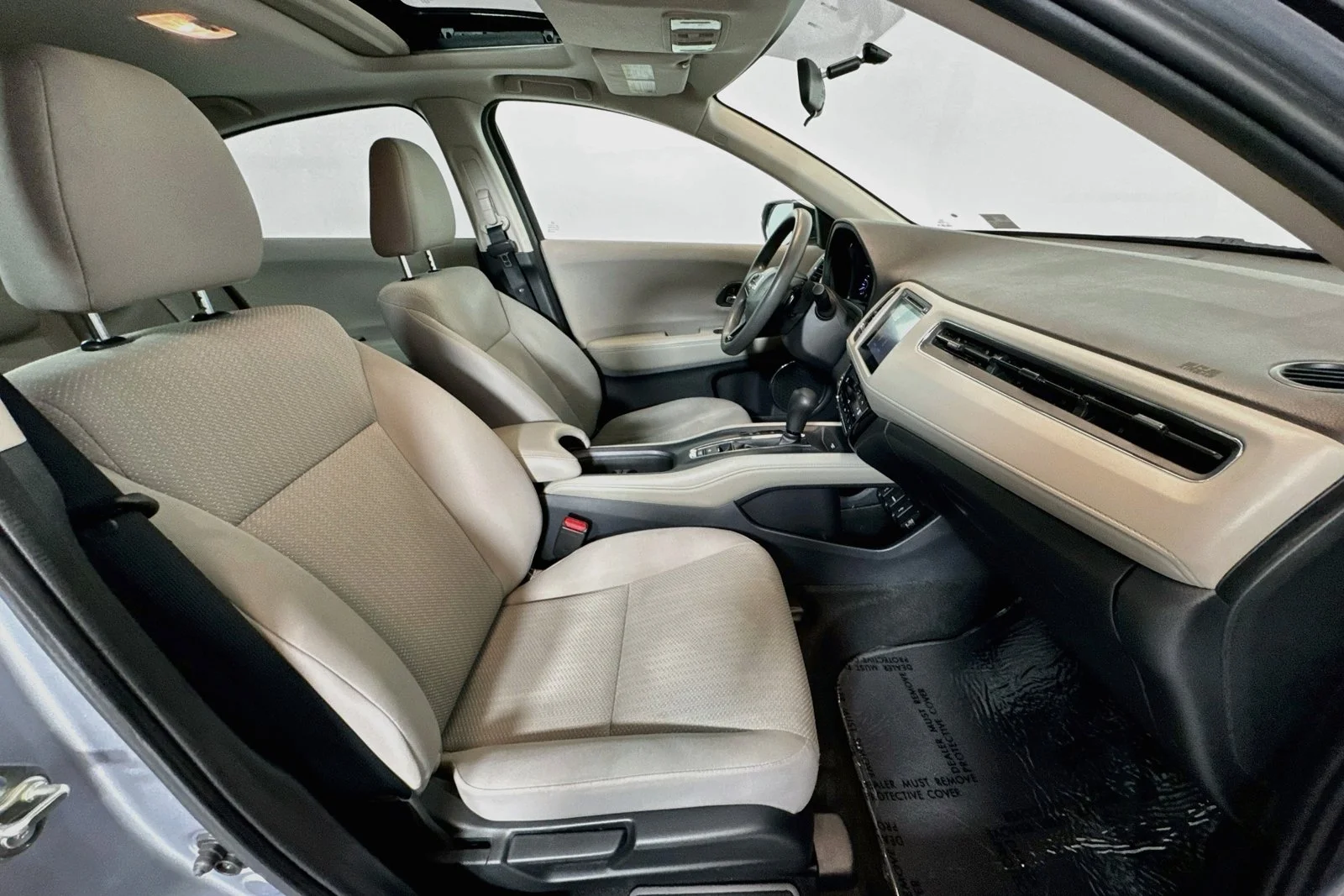 Used 2018 Lunar Silver Metallic Honda EX image 26