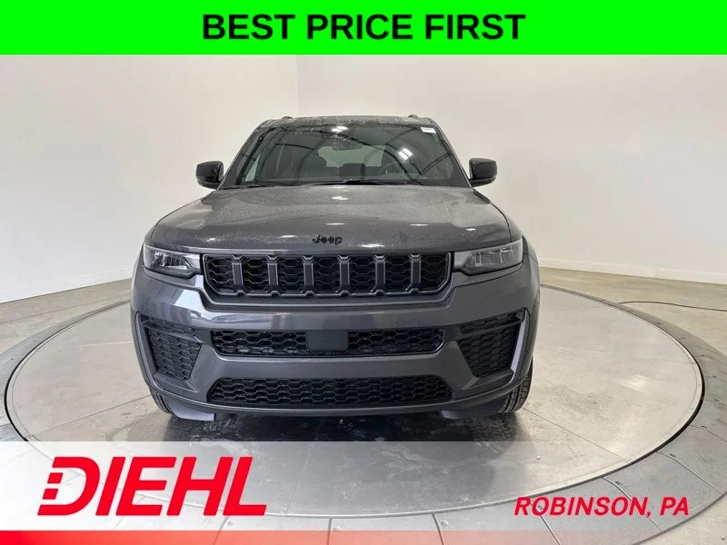 New 2026 Baltic Gray Metallic Clearcoat Jeep Altitude image 2