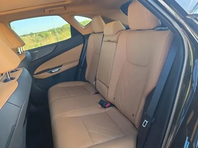 Used 2025 Black Lexus 350 Luxury image 5
