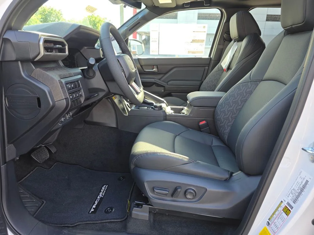 2026 Toyota Tacoma Limited - Photo 24