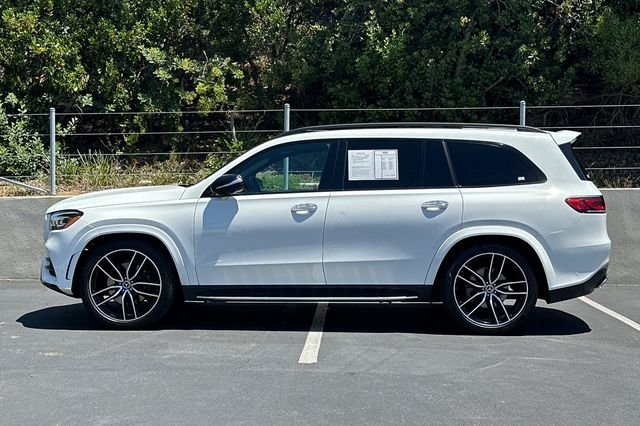 Used 2022  Mercedes-Benz GLS 450 image 2
