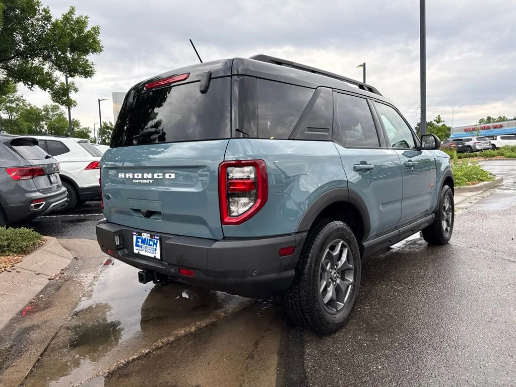 Used 2021 Blue Ford Badlands image 5