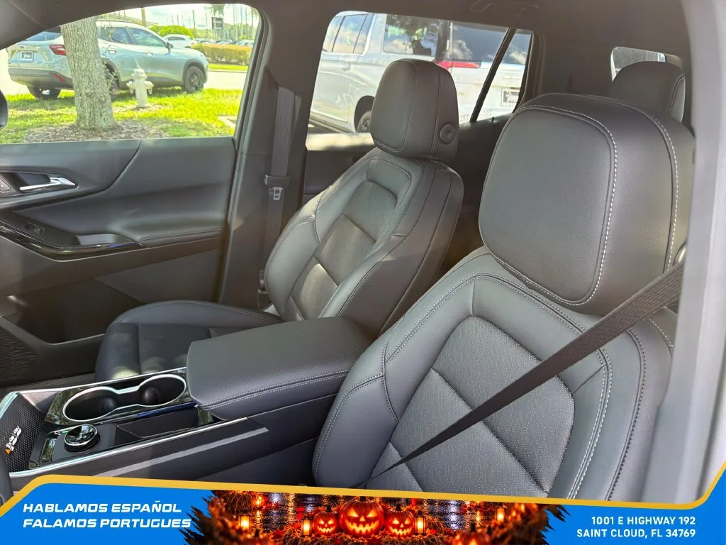 New 2027 Mosaic Black Metallic Chevrolet LT image 16