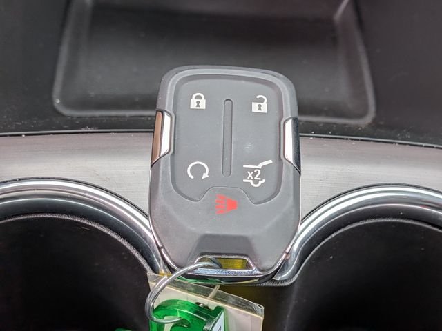 Used 2022 Beige GMC AT4 image 36