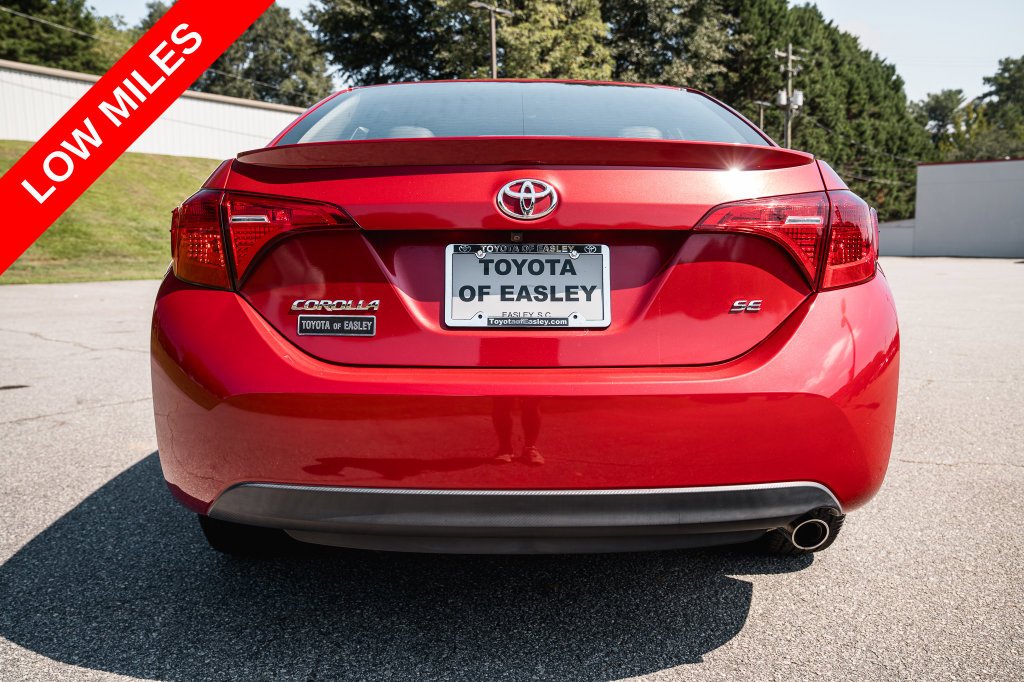 Used 2019 Barcelona Red Metallic Toyota SE image 6