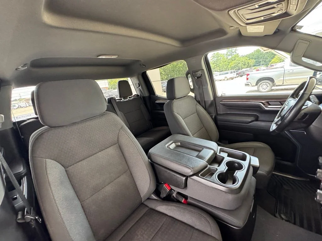Used 2023 Black Chevrolet LT image 18