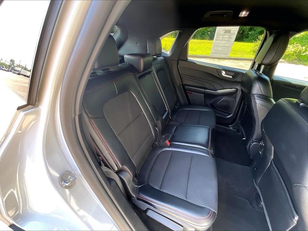 Used 2025 Silver Ford ST-Line image 19