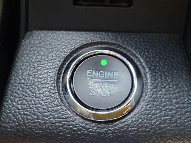 Used 2019 Black Ford Platinum image 22