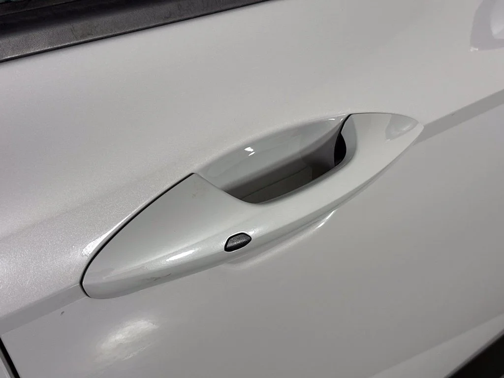 Used 2025 Gray Hyundai SEL image 15