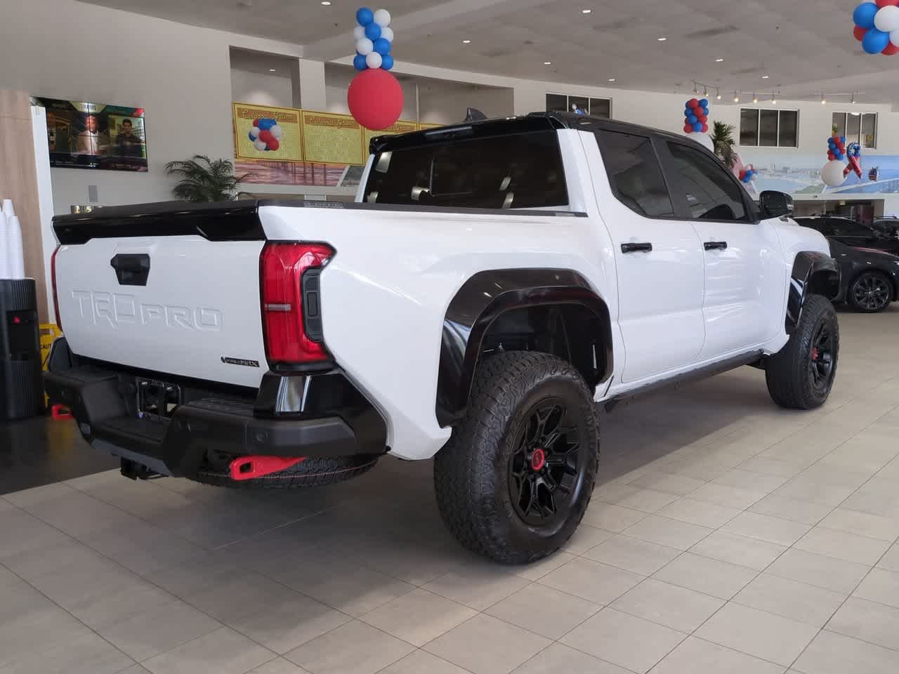 2026 Toyota Tacoma TRD Pro - Photo 6