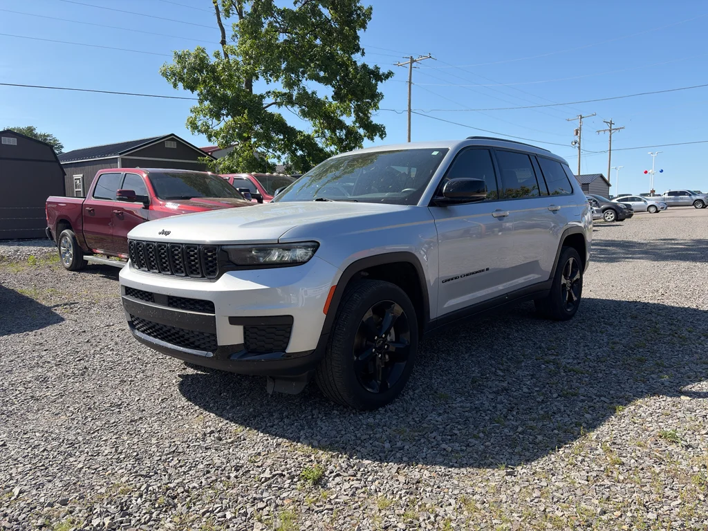 2022 Jeep Grand Cherokee L Altitude 4x4's photo