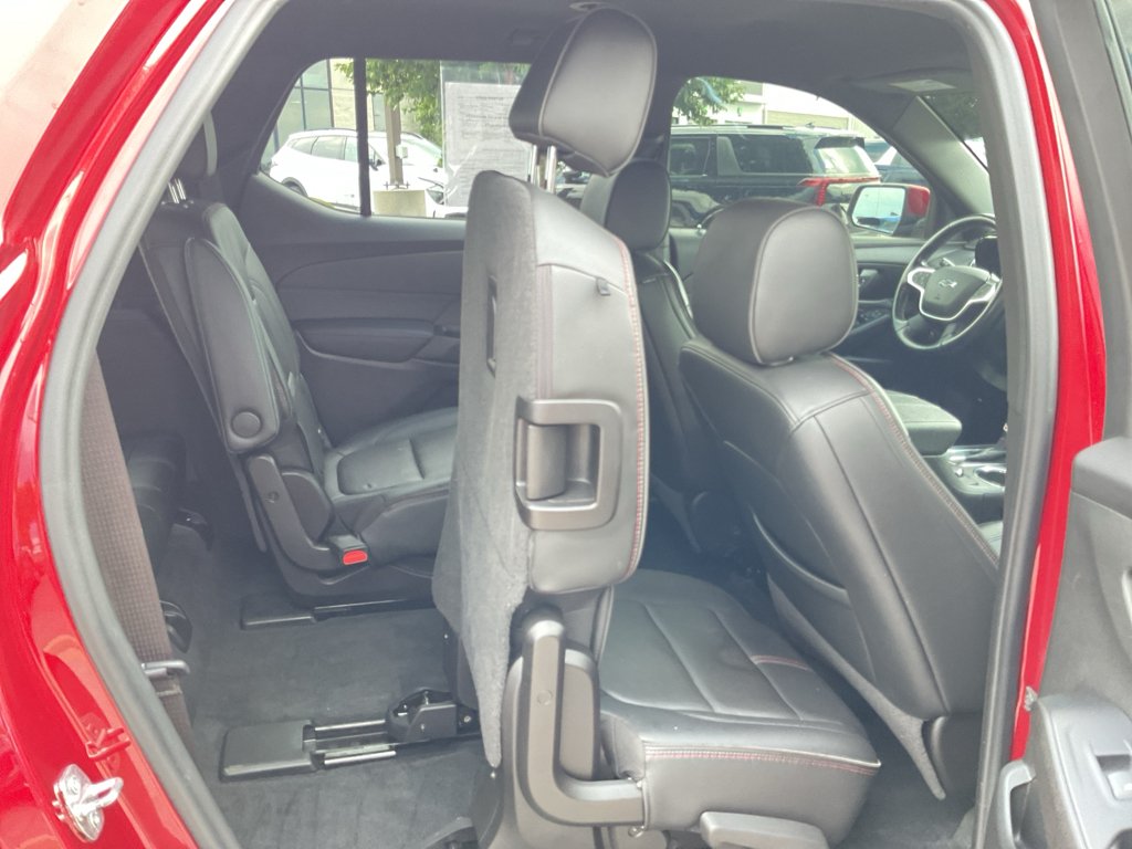 Used 2022 Cherry Red Tintcoat Chevrolet RS image 16