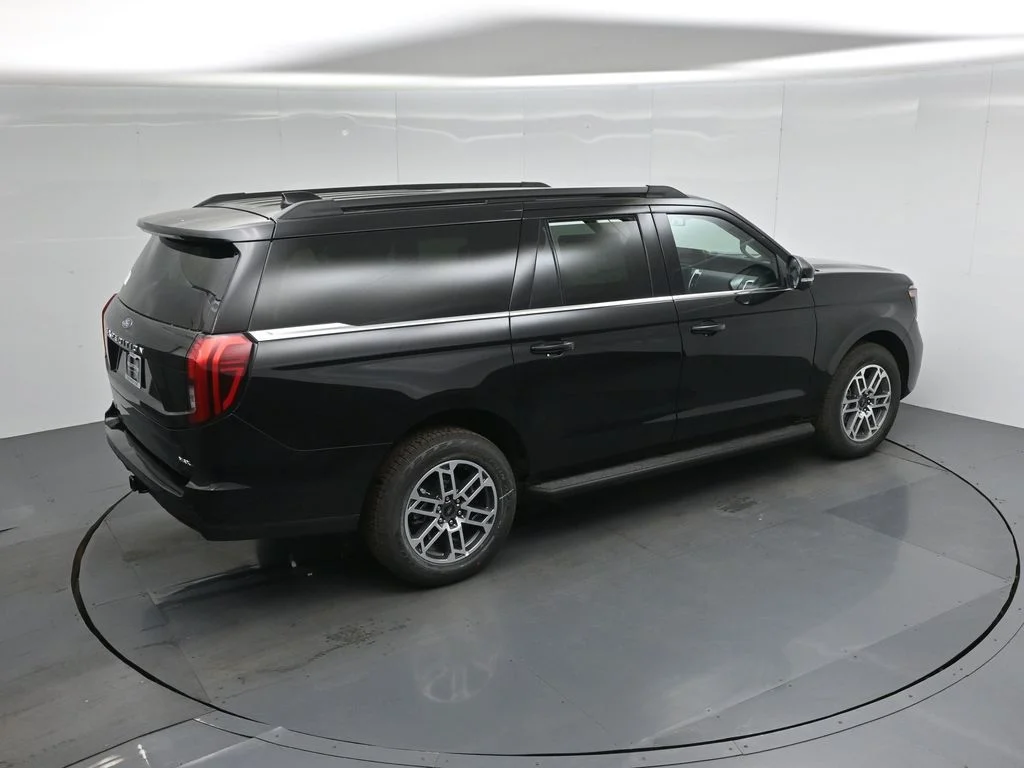 New 2026 Agate Black Metallic Ford Active image 24