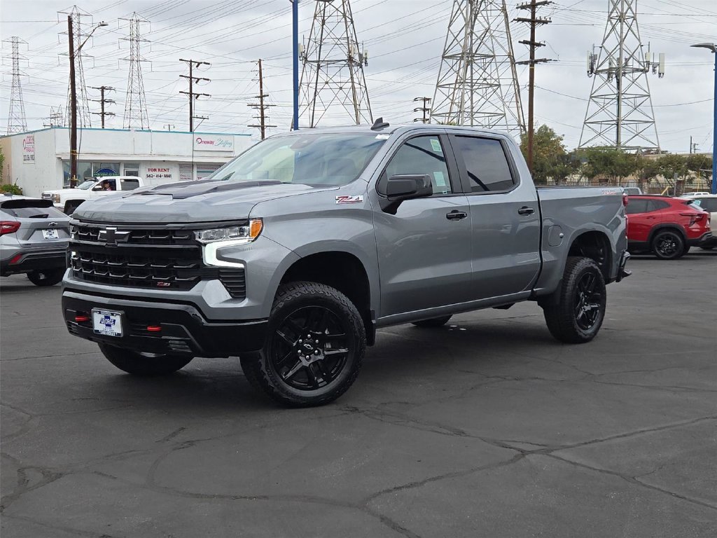 Sterling Gray Metallic 2026 Chevrolet Silverado 1500 Pickup Truck Four-Wheel Drive Automatic