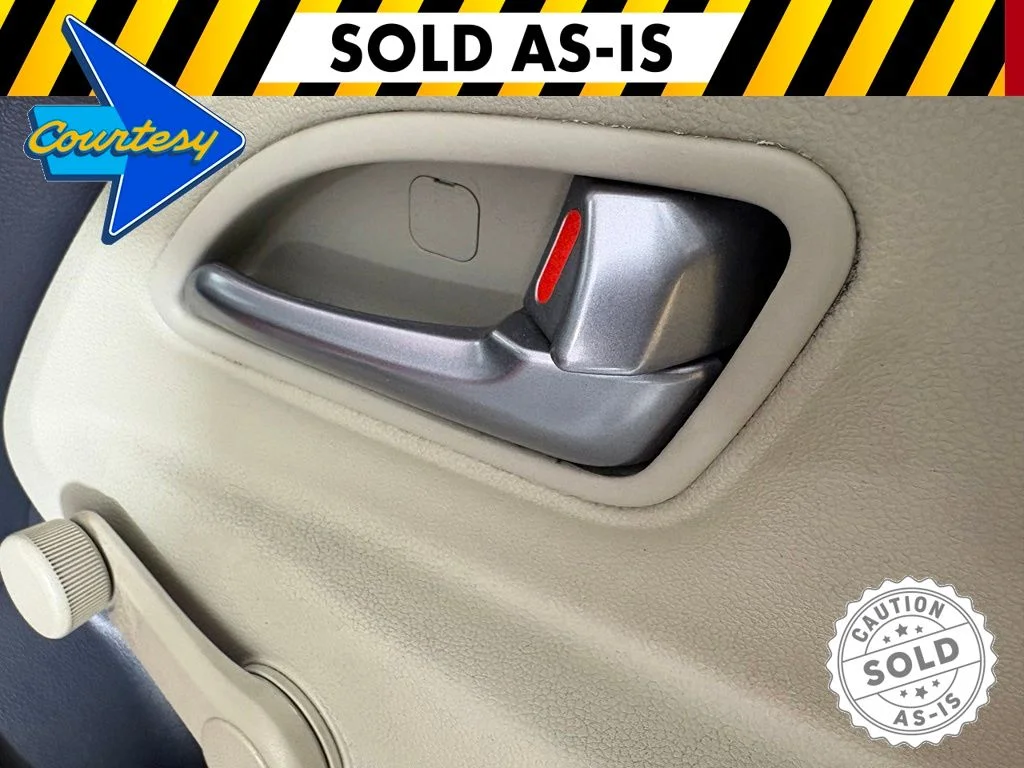 Certified Used 2013 Signal Red Kia LX image 13
