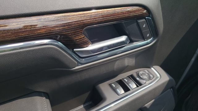 New 2026 Sterling Metallic GMC Elevation image 10