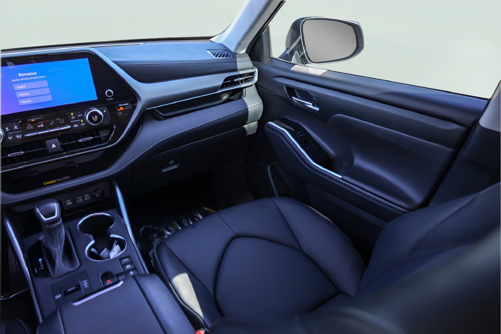 2026 Toyota Highlander XLE - Photo 32