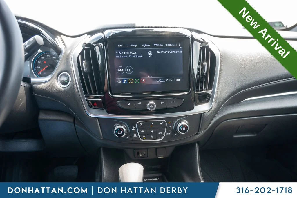 Used 2023 Gray Chevrolet LT image 9
