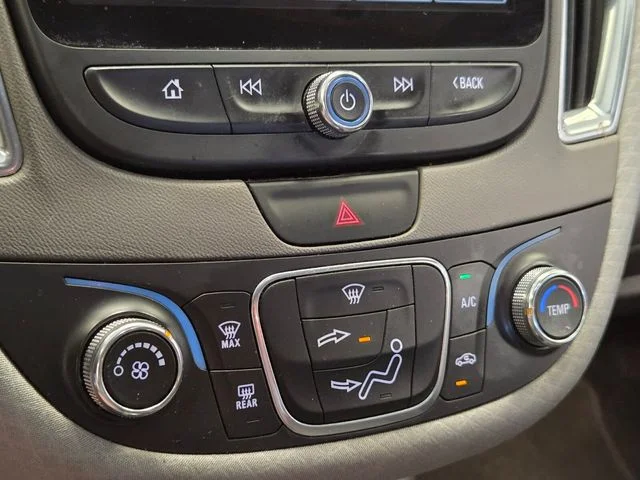 Used 2016 Silver Chevrolet LT image 21