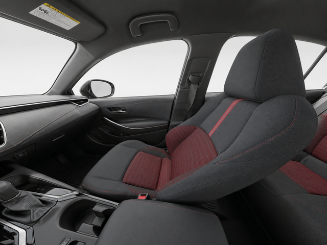 Used 2025  Toyota SE image 10