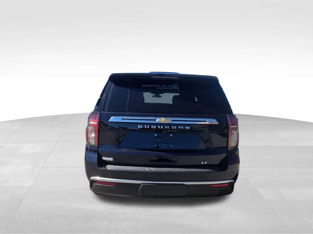 Used 2022 Black Chevrolet LT image 4