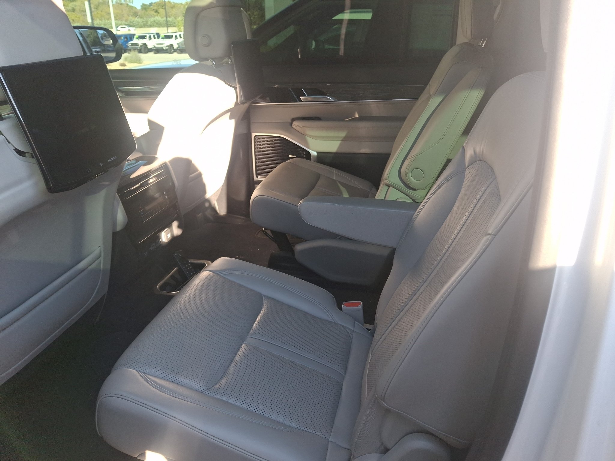 Used 2022 Bright White Clearcoat Jeep Series III image 5