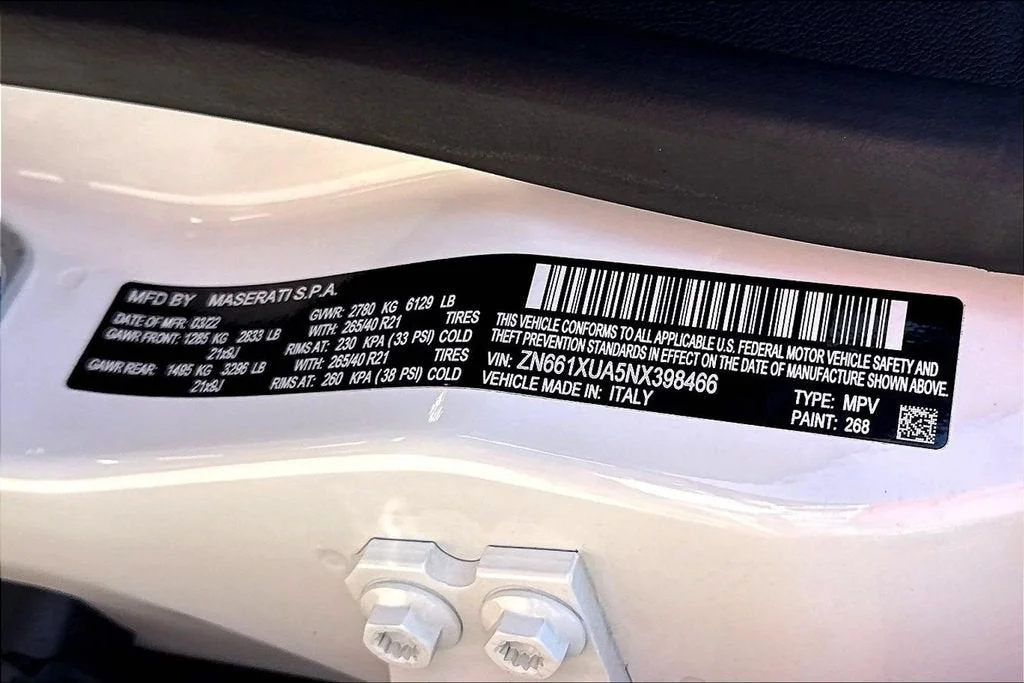 Used 2022 Bianco Maserati GT image 19