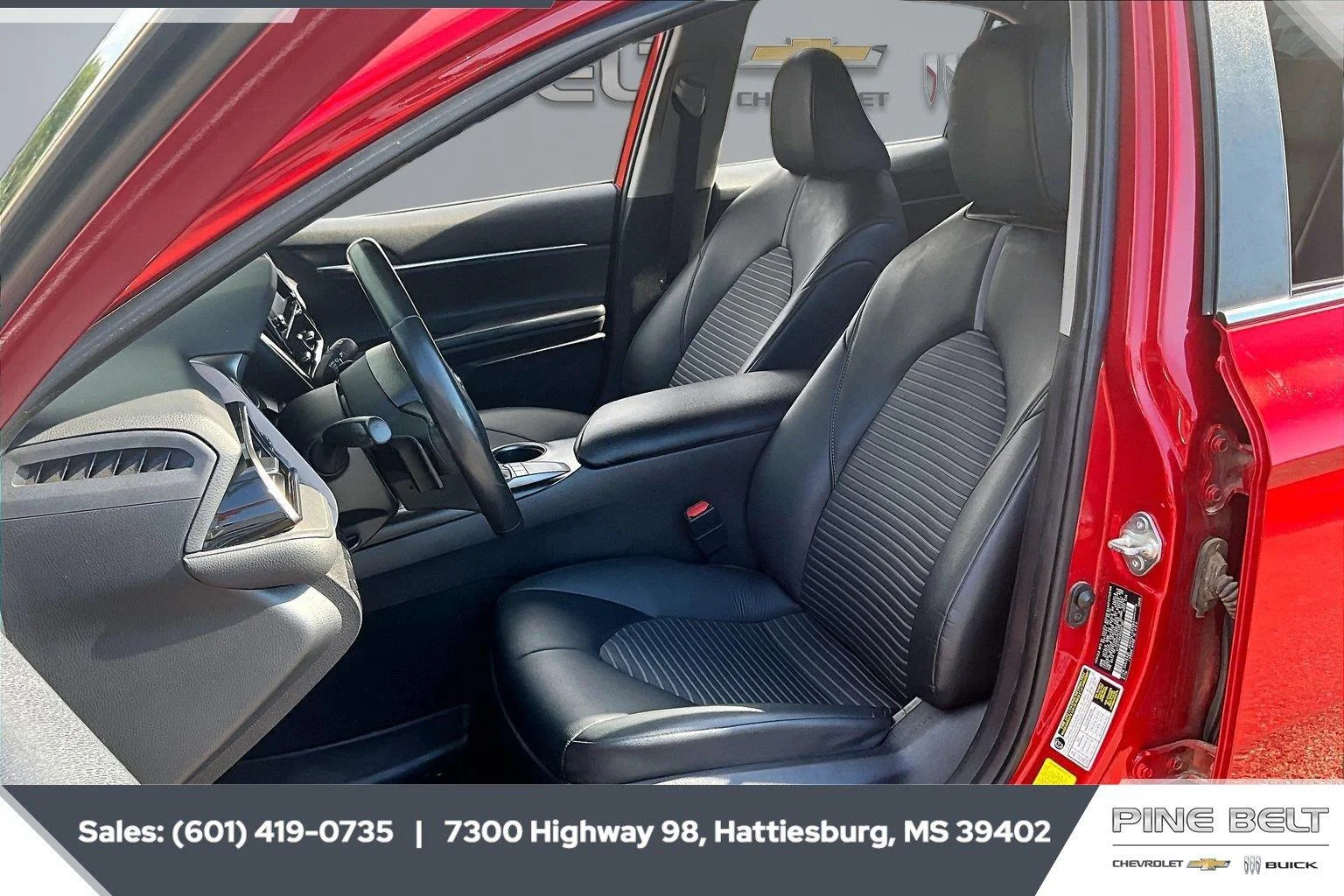 Used 2022 Supersonic Red Toyota SE image 18