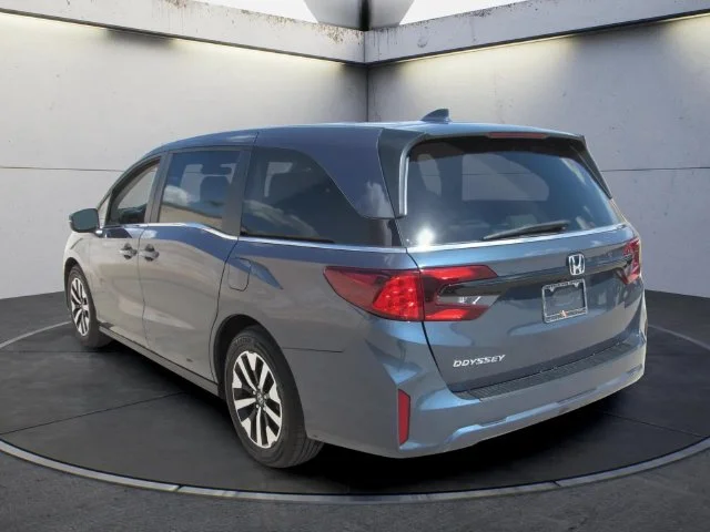Certified Used 2025 Smoke Blue Pearl Honda EX-L image 6