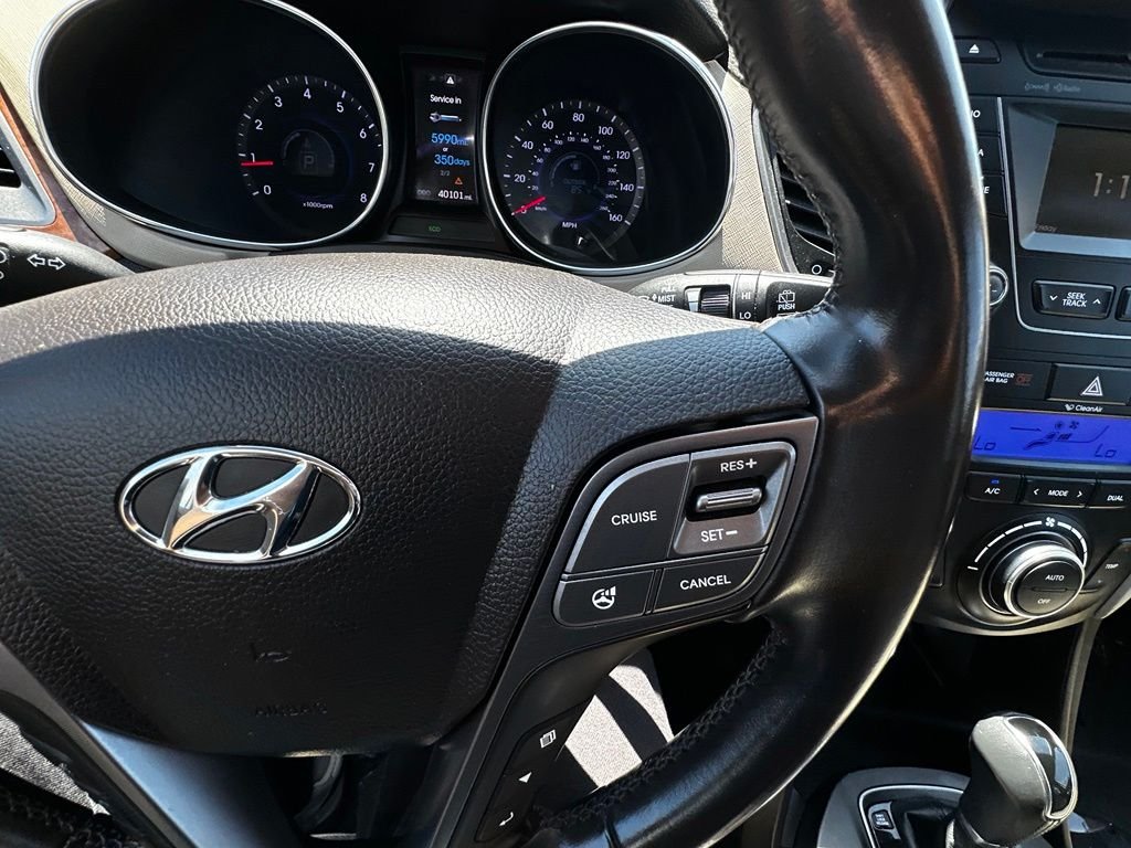 Used 2013 White Hyundai 2.0L Turbo image 33