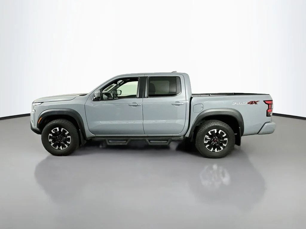 Used 2024 Boulder Gray Pearl Nissan PRO-4X image 5