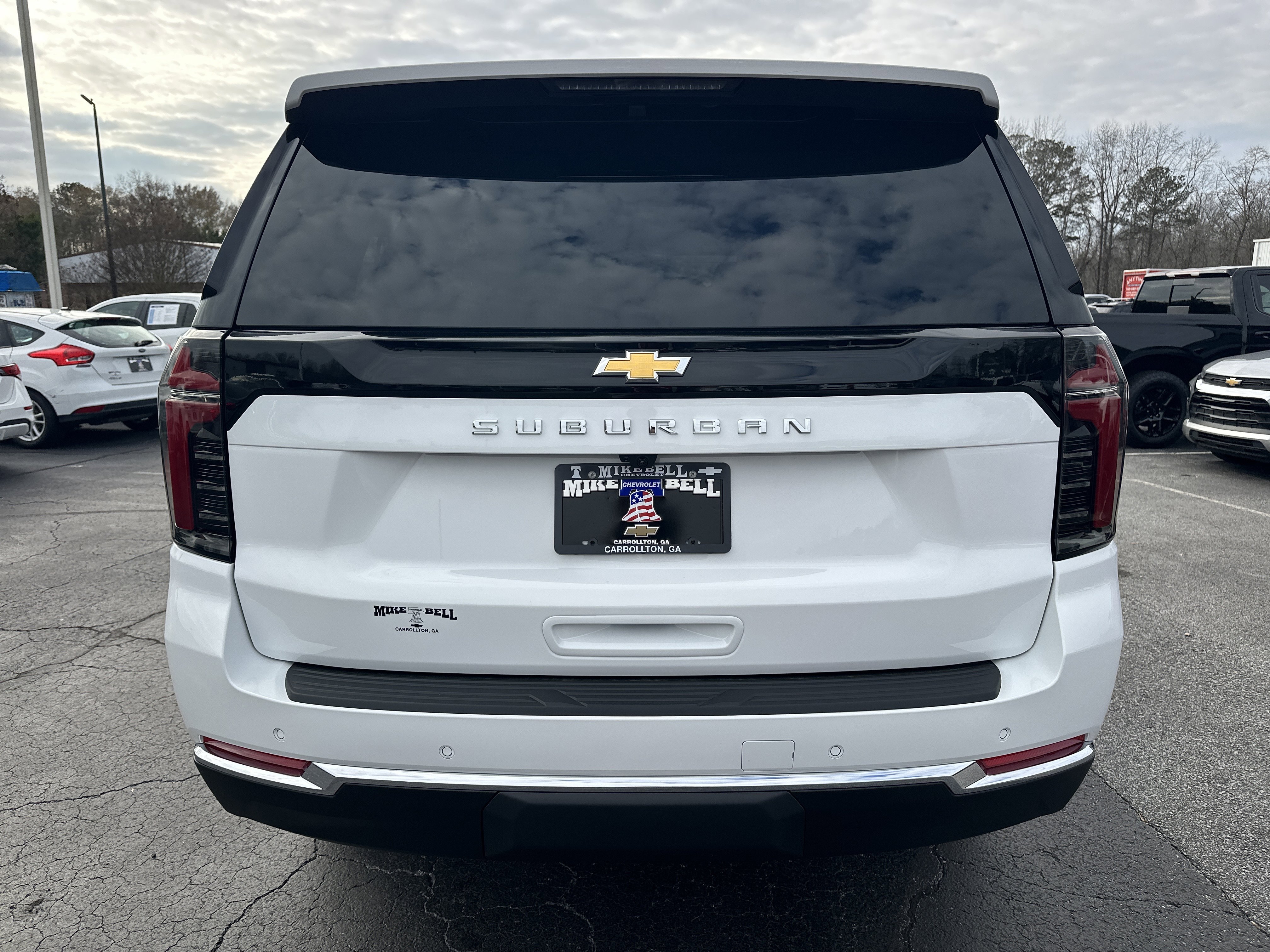 2026 Chevrolet Suburban LS - Photo 7