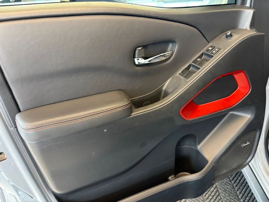 Used 2023 Gray Nissan PRO-4X image 13