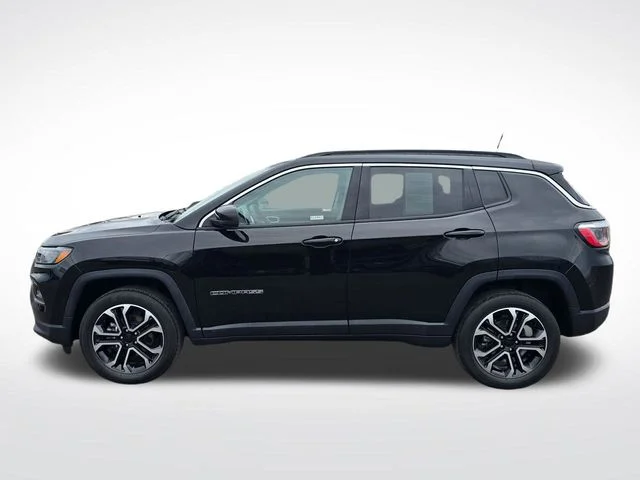 Used 2022 Black Jeep Limited image 10