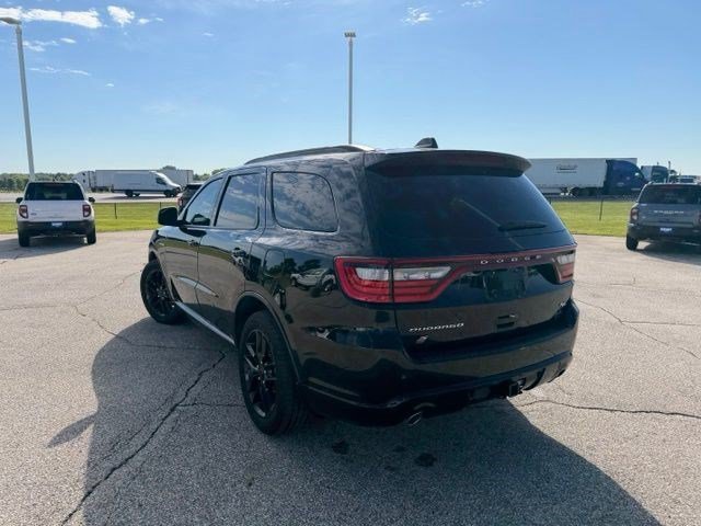 Used 2023 DB Black Clearcoat Dodge R/T Plus image 9