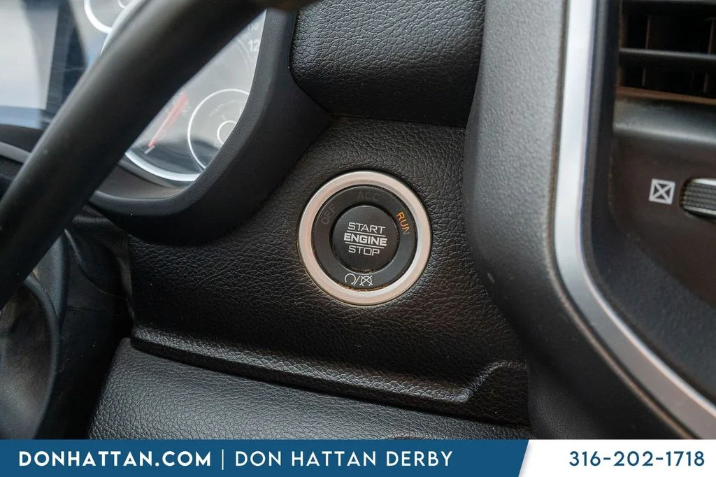 Used 2024 White Ram Big Horn image 14