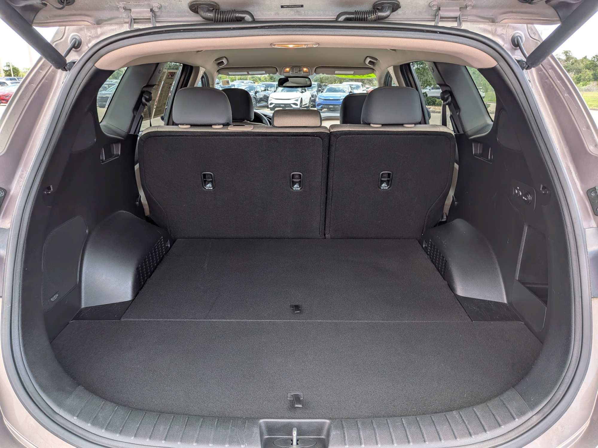 Used 2019 Earthy Bronze Hyundai SEL Plus image 14