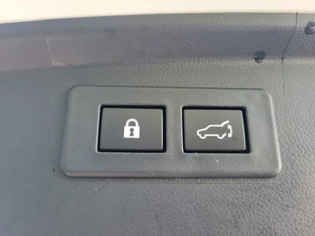 Certified Used 2023 Crystal White Pearl Subaru Touring XT image 36