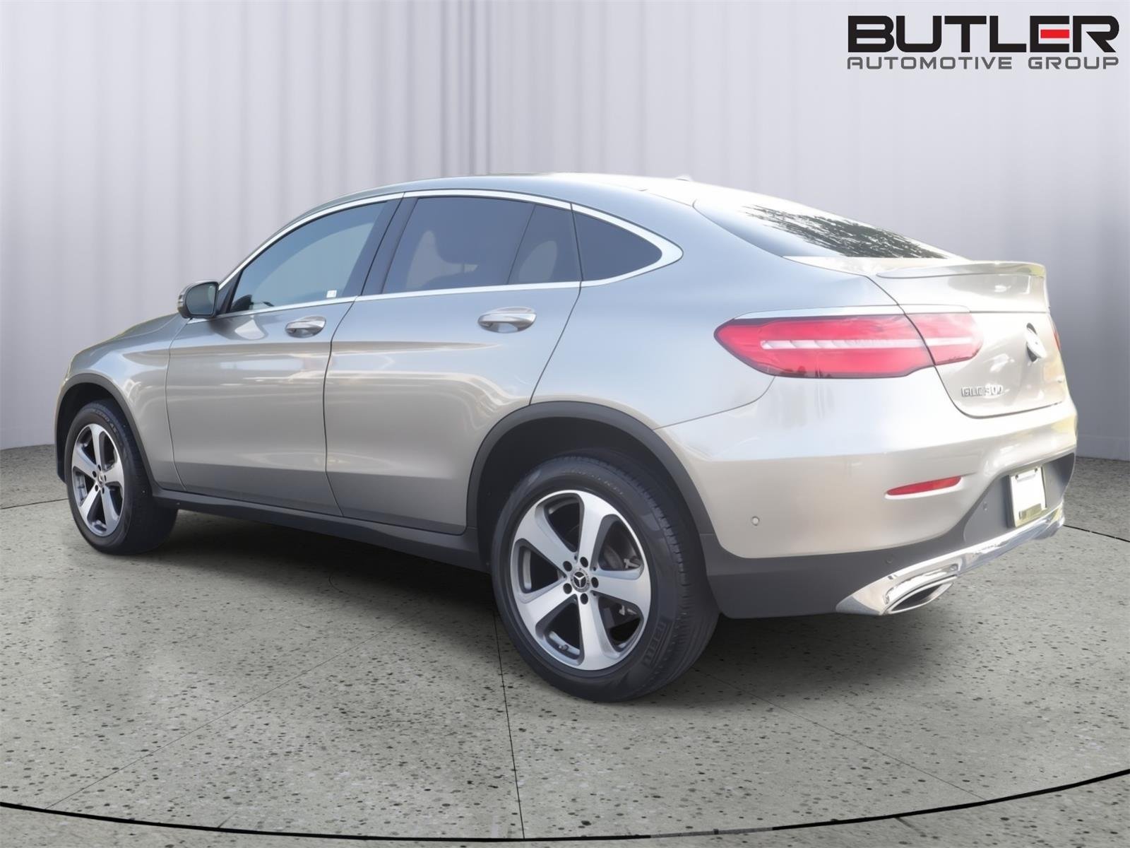 Used 2019 Mojave Silver Metallic Mercedes-Benz GLC 300 image 4