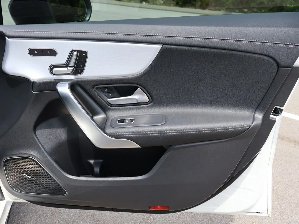 Used 2020 Polar White Mercedes-Benz Base image 14