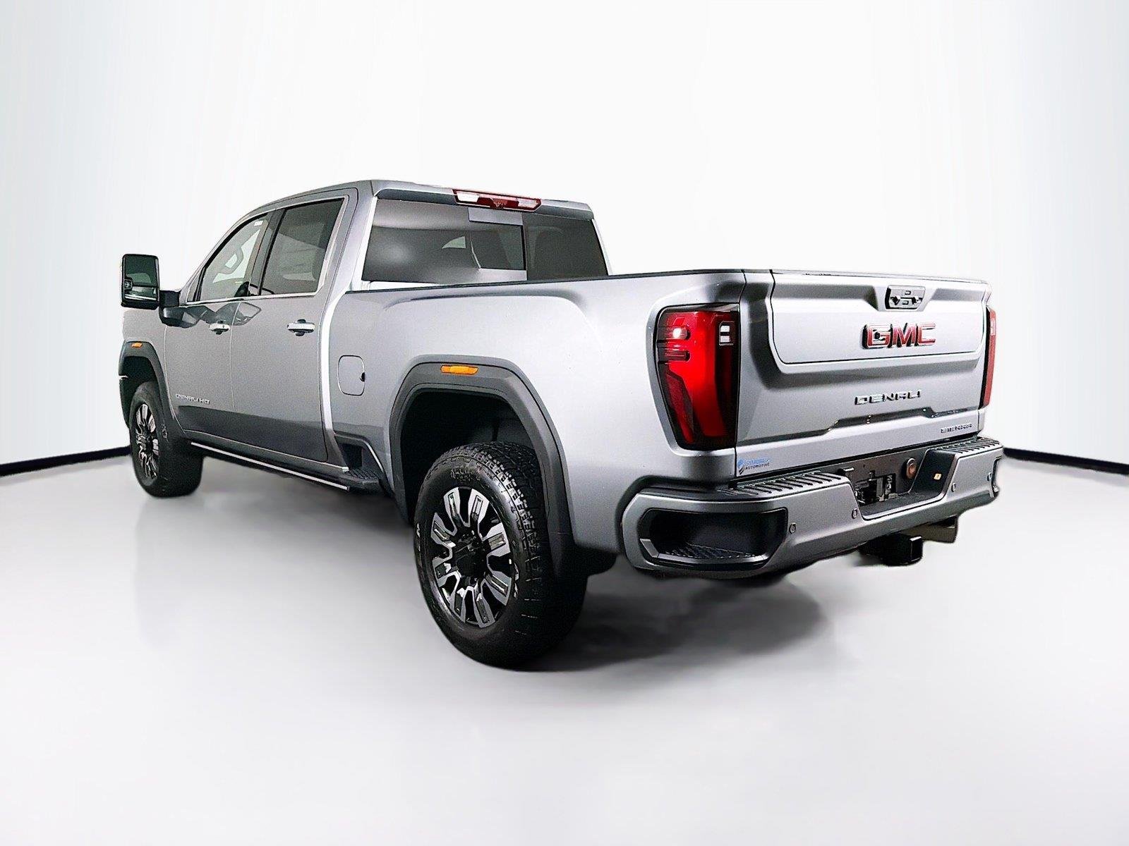 2026 GMC Sierra 2500HD Denali - Photo 9
