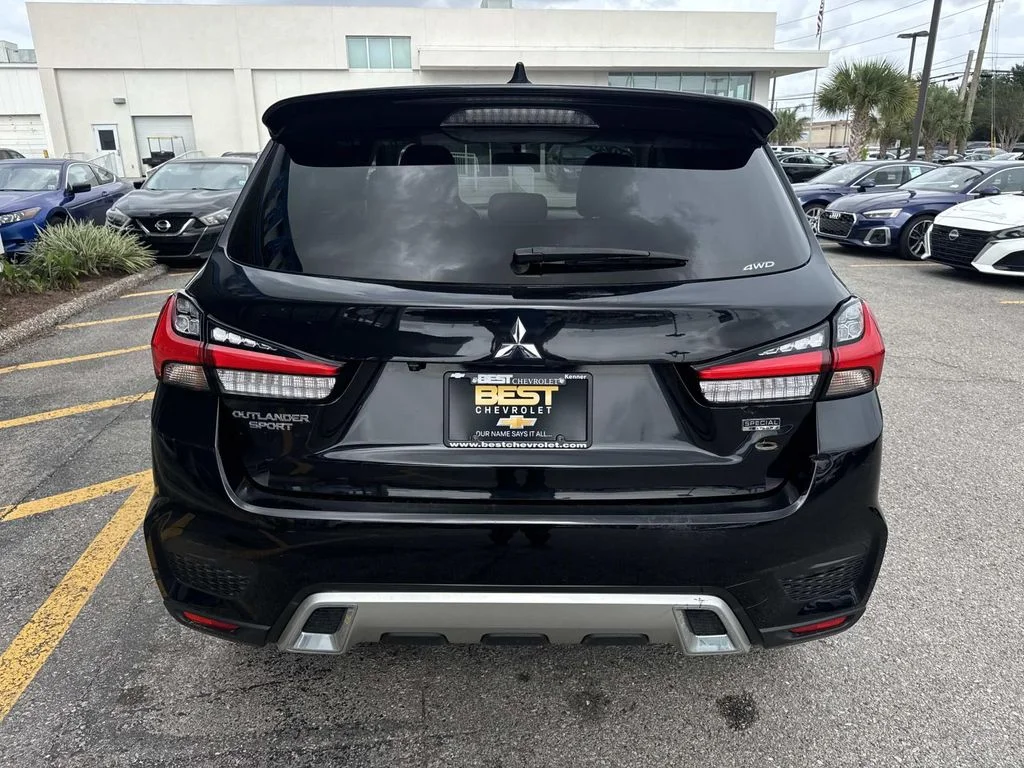 Certified Used 2020 Black Mitsubishi 2.0 SE image 7